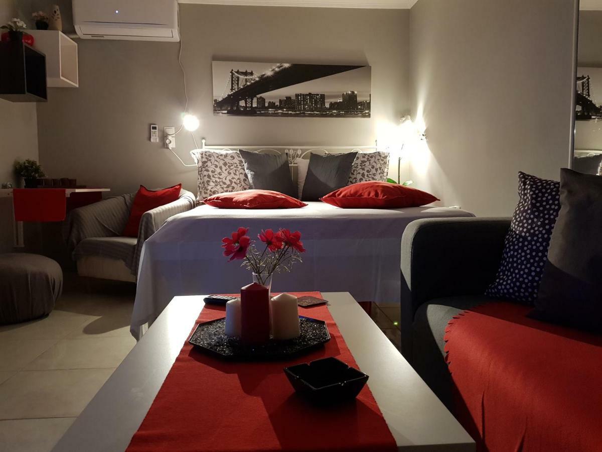 'Romeo & Juliet' Cozy Apartment With Breathtaking View Athens Exterior photo